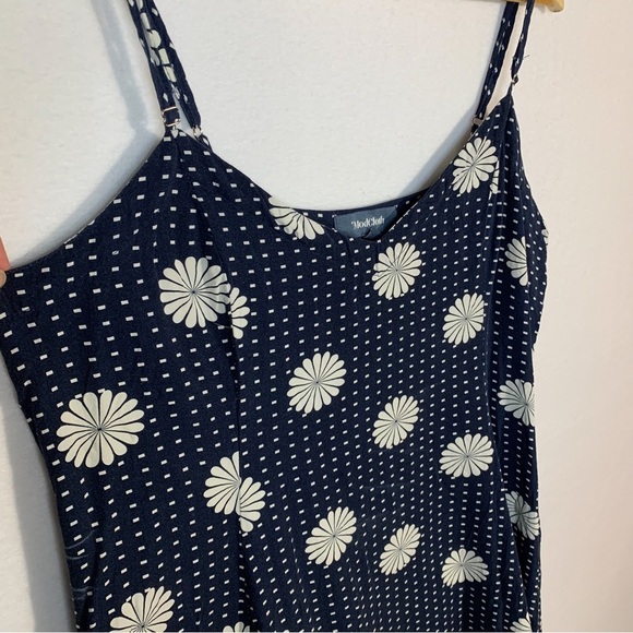 ModCloth Y2K Blue Daisy Babydoll Tank Top - Picture 3 of 8